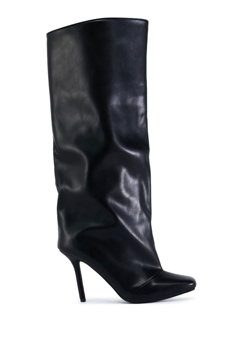 Next door boot