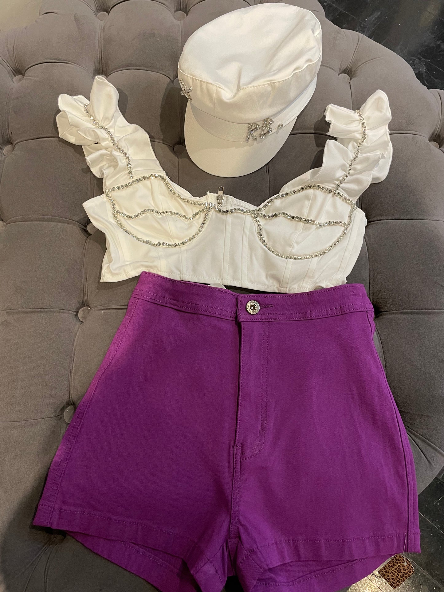 G o shorts
