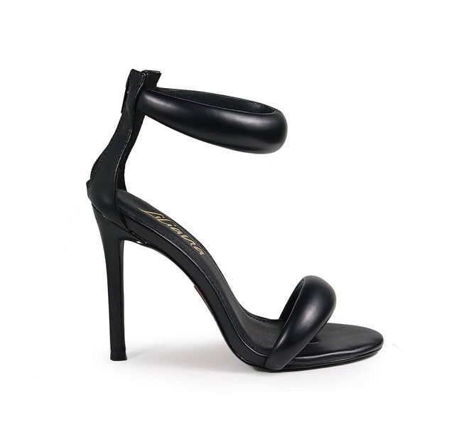 Nakia heel