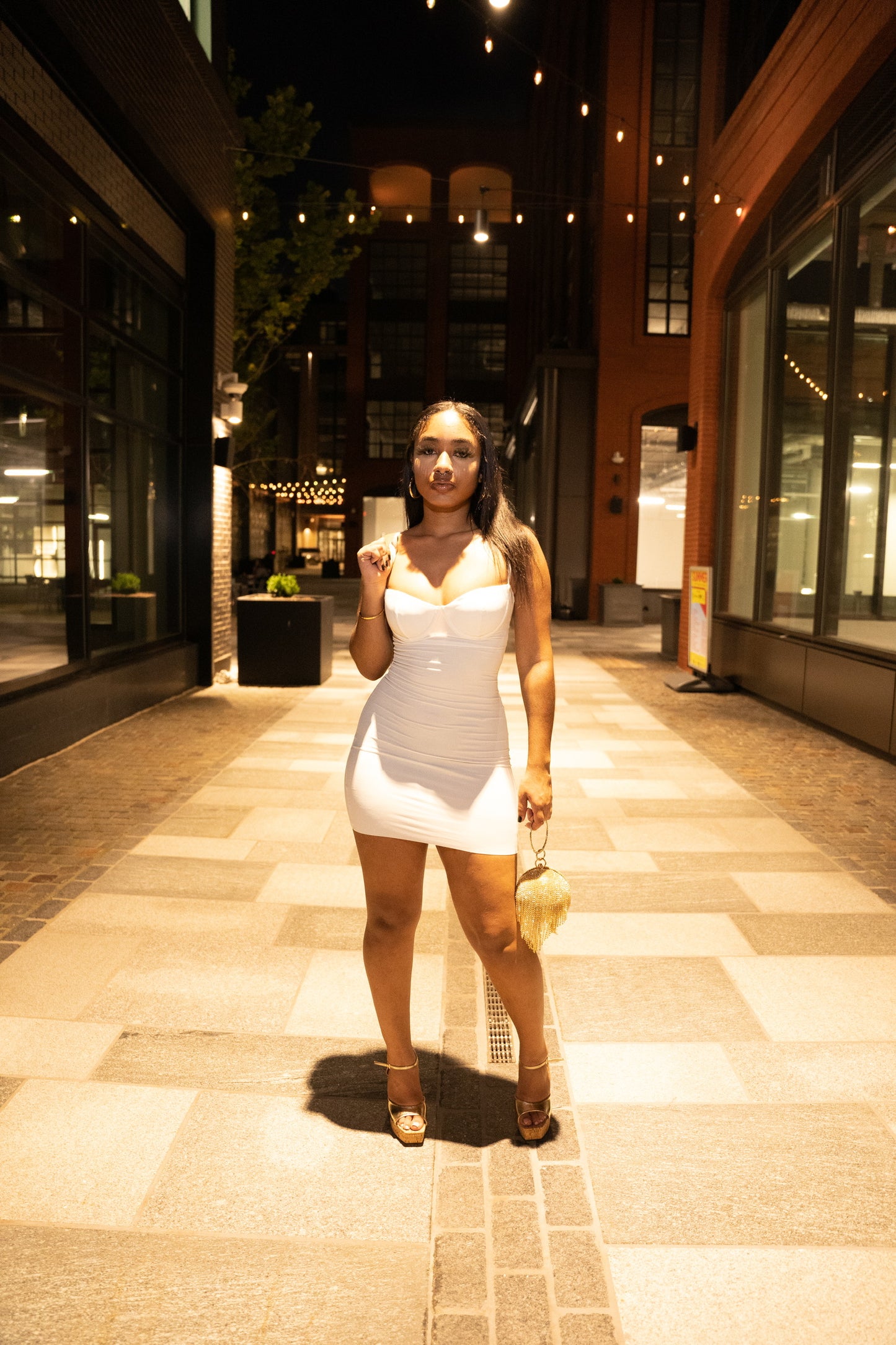 Thine dress