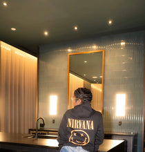 Load image into Gallery viewer, Nir vana hoodie