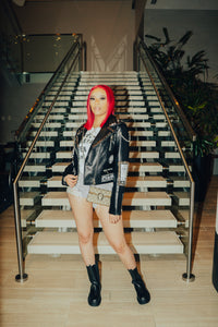 She fly shorts